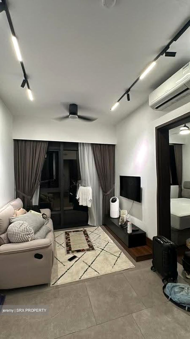 Midtown Modern (D7), Apartment #631575571